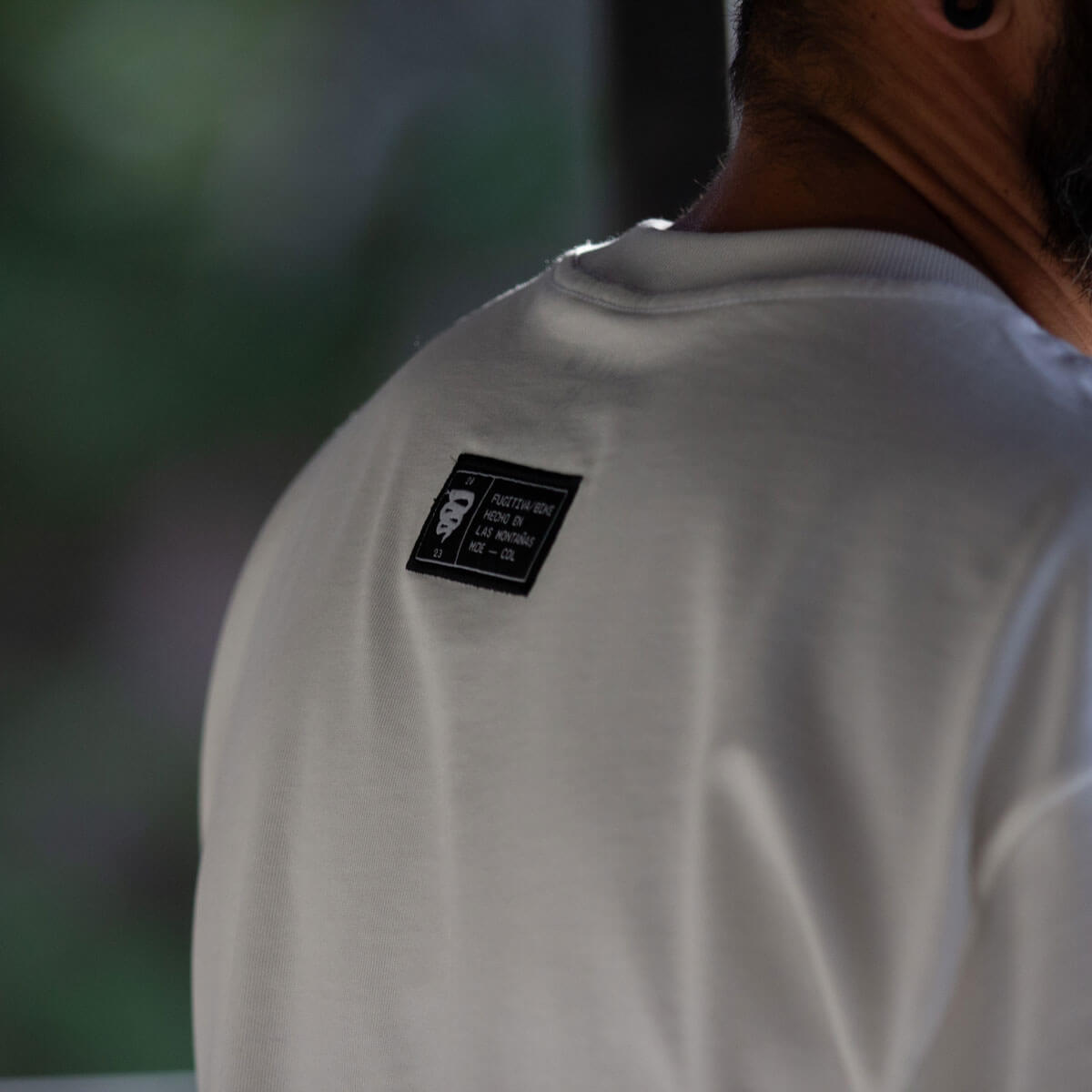 COMBO | CAMISETA ELEMENTAL AZUL - CAMISETA ELEMENTAL BLANCA