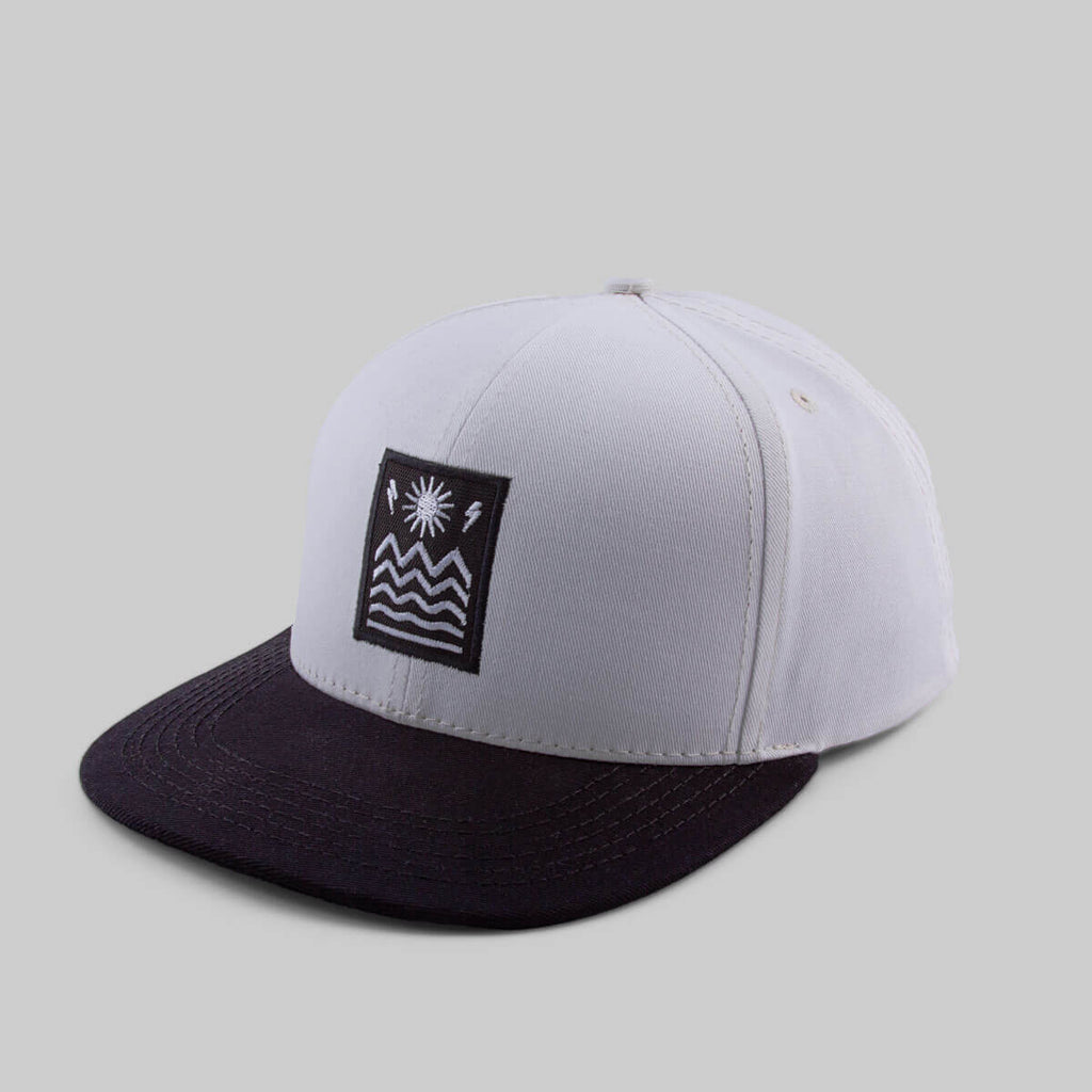 GORRA ELEMENTAL BLACO MARFIL / NEGRO