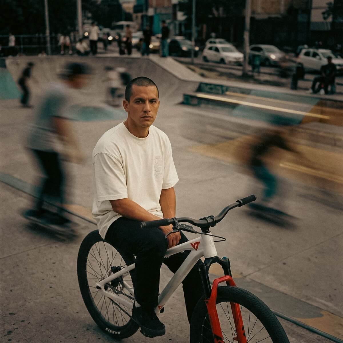 CAMISETA ELEMENTAL MANGA CORTA COLOR BLANCO MARFIL