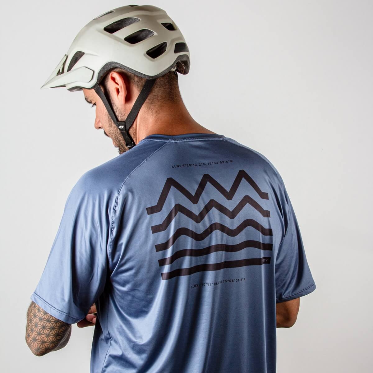 COMBO | JERSEY AGUA Y MONTAÑA AZUL - JERSEY SALVAJE VERDE